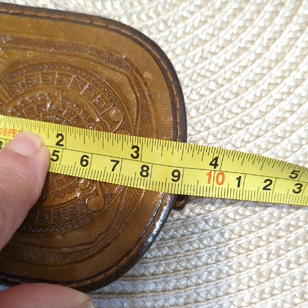 Embossed Leather Coin Pouch - Picture 7 of 7